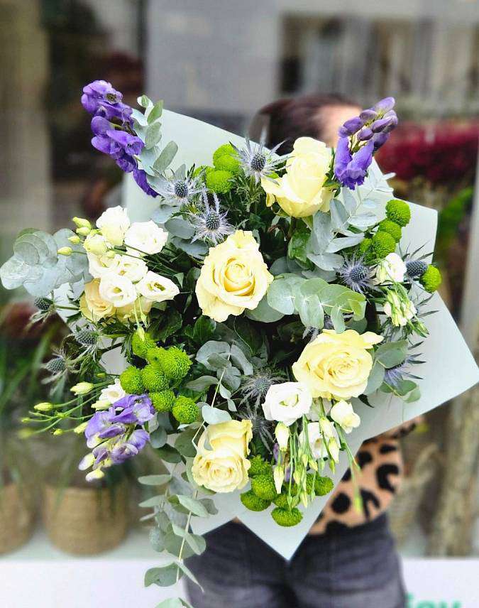 Blue and white dream bouquet
