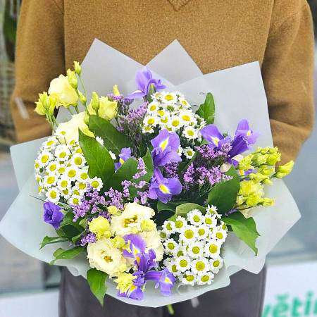 Букет фиолетовых ирисов