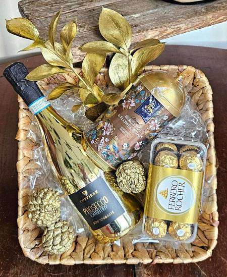Christmas Golden Basket