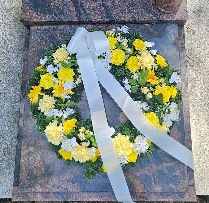 Artificial yellow and white Chrysanthemum wreath