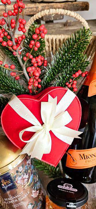 Dárková krabice orange Mionetto 2