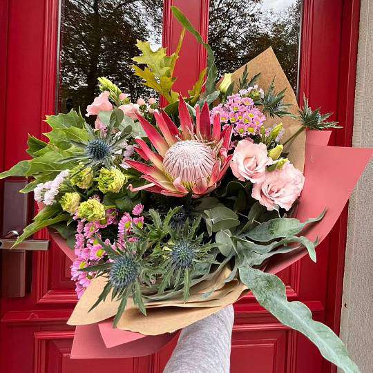 Protea bouquet 1