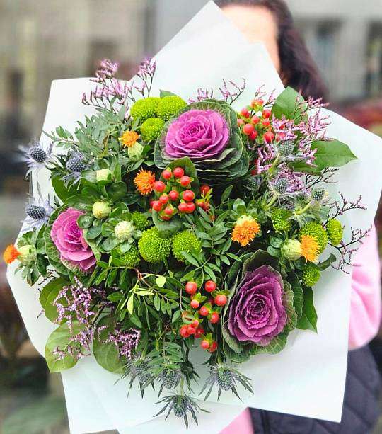 Bouquet of purple cabbage 1