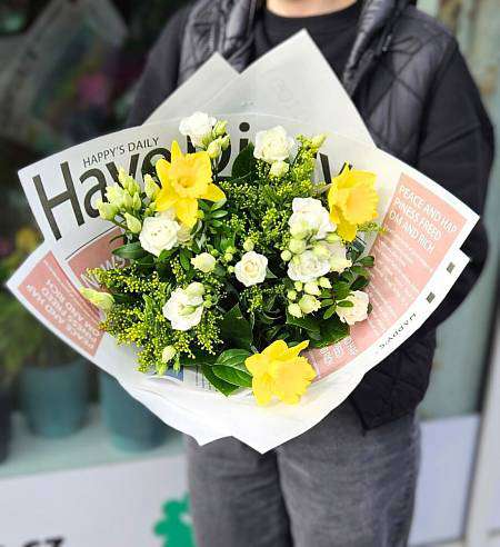 Kytice Narcis v bílém