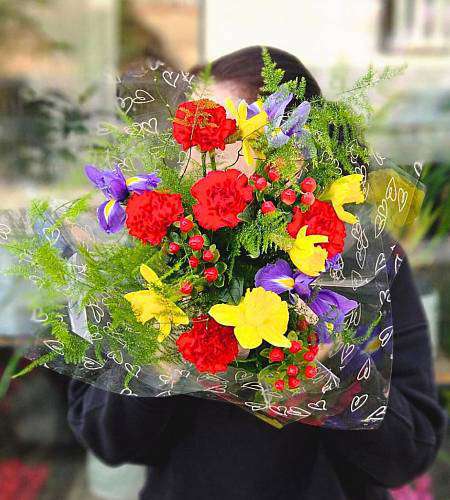 Весенний букет в стиле ретро