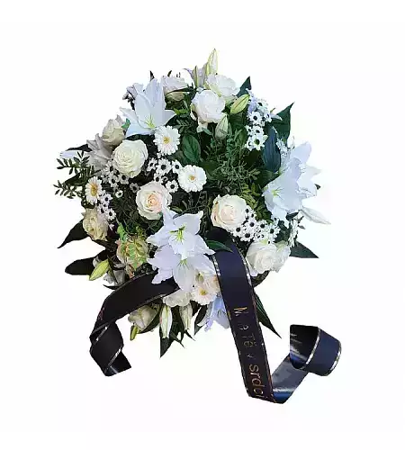Funeral bouquet white dream