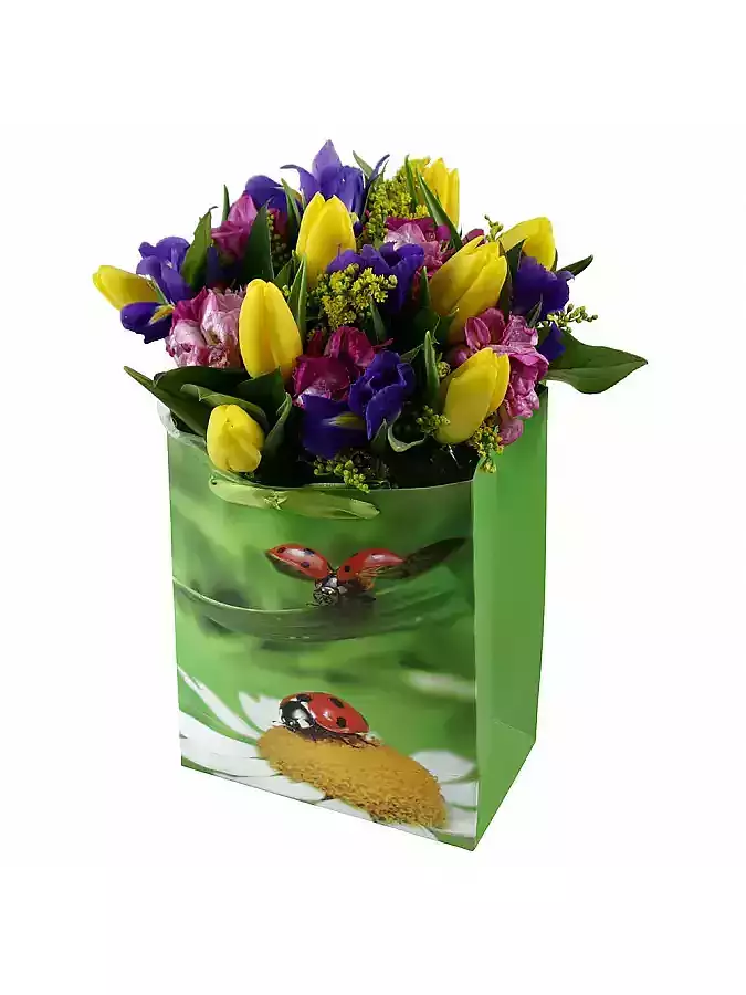 Jarní kytice z tulipánů a irisů