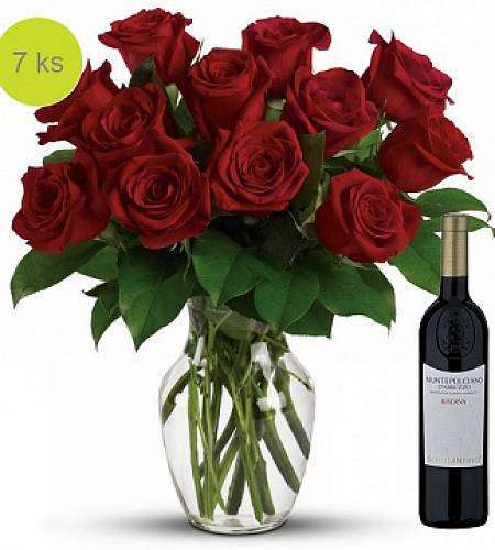 Růže Red Naomi s červeným vínem