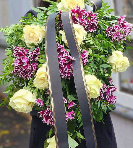 Funeral bouquet Chrysanthemum White Rose