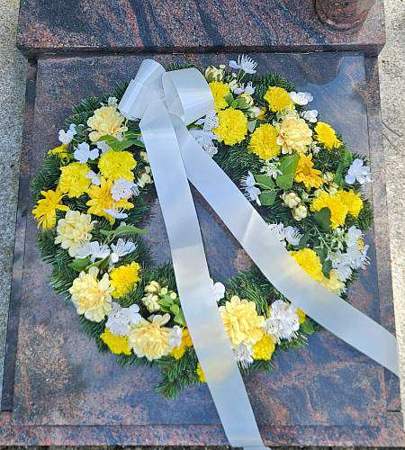 Artificial yellow and white Chrysanthemum wreath