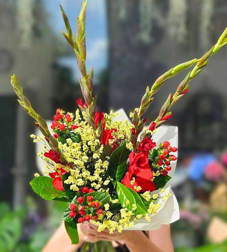 Bouquet of red gladiolus
