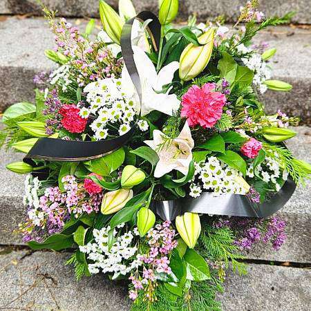 Smuteční kytice Lilie a Karafiát