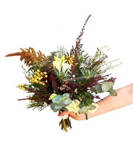 Natural wedding bouquet