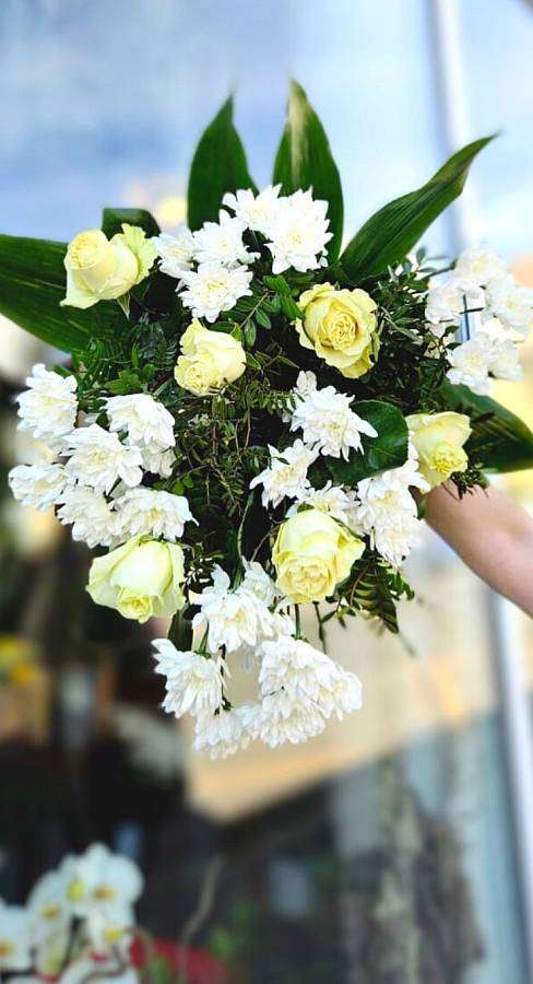 Funeral bouquet for Crema