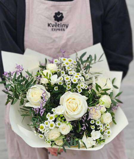 Bouquet of Bělásek roses
