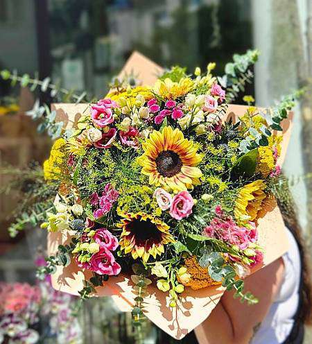 Luční kytice ze slunečnic