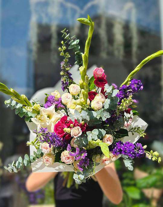 Summer bouquet of Gladiol 1